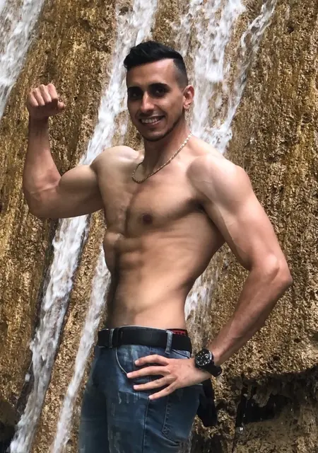 Saad из Багдада, ищу на сайте открытые отношения