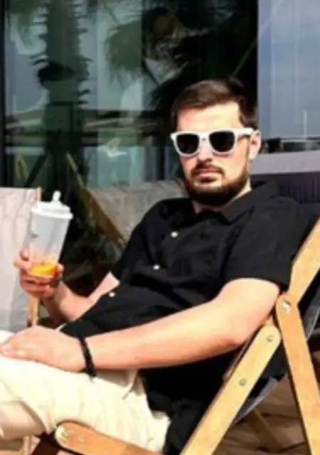 Герман из Роттердама, ищу на сайте знакомства без обязательств