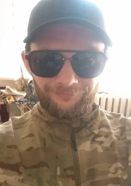 Я Alex, 37, знакомлюсь без обязательств в Мерефе