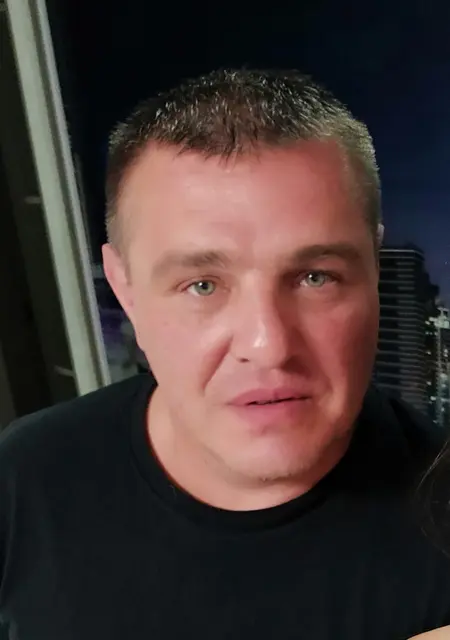 Игорь из Александрии, ищу на сайте знакомства на одну ночь