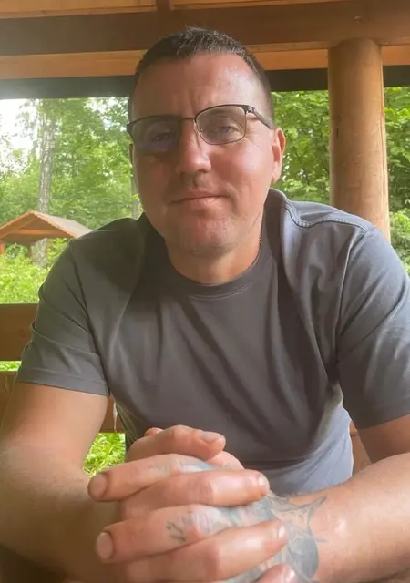 Я Mihail, 40, из Гомеля, ищу знакомство для дружбы
