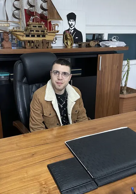 Я Mehmet, 25, знакомлюсь без обязательств в Анкаре