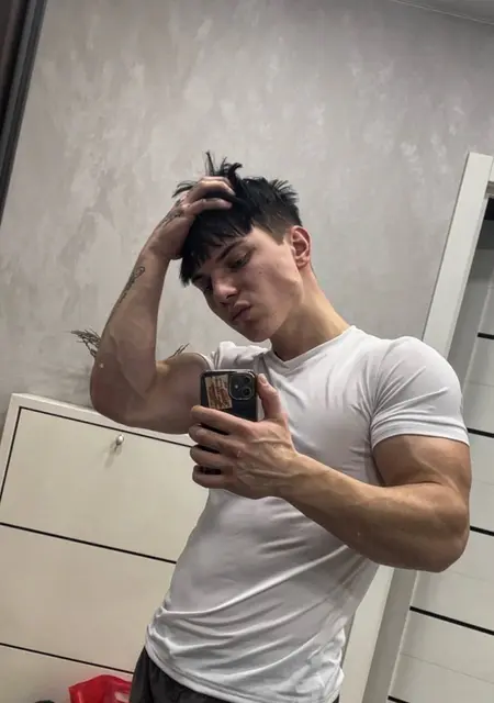 Я Pavel, 28, знакомлюсь для общения в Хмельницком