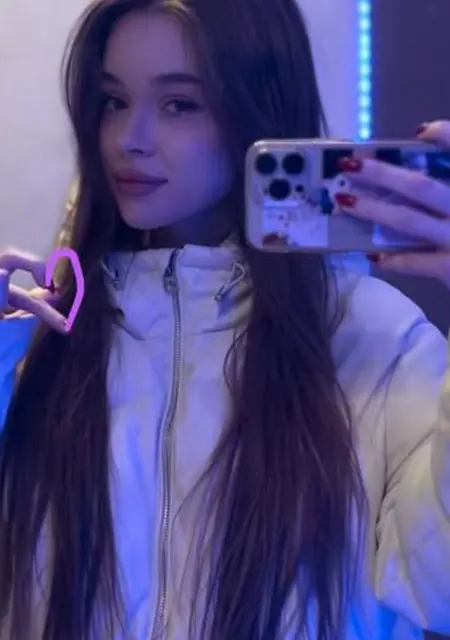 Я Мария, 23, из Павлодара, ищу знакомство для открытые отношения