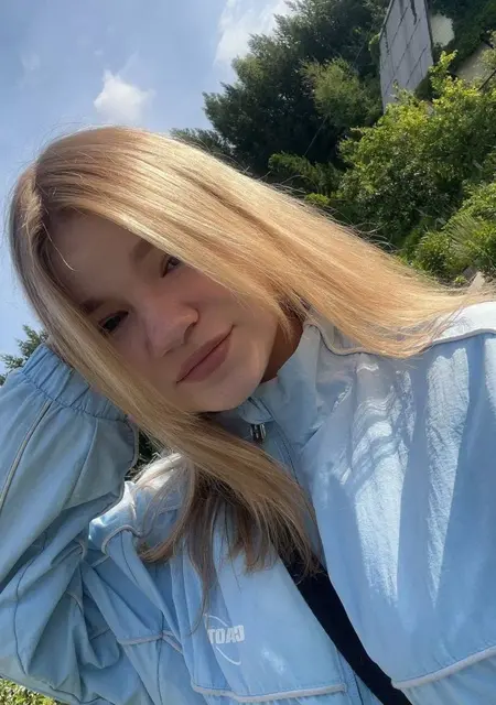 Я Наталья, 18, из Киева, ищу знакомства без обязательств