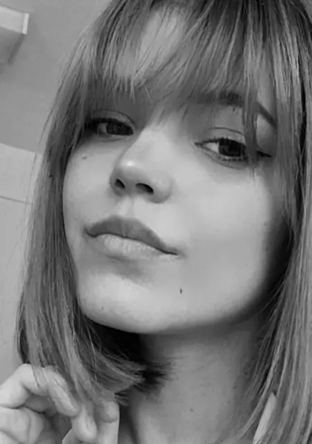 Я Vika, 24, из Гомеля, ищу знакомства без обязательств