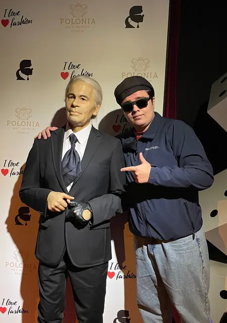 Я Jahan, 18, из Варшавы, ищу знакомство для открытые отношения