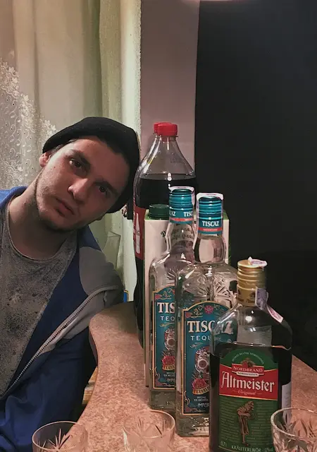 Виталий з Кременчука, шукаю на сайті спілкування