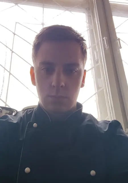 Tony из Парижа, ищу на сайте открытые отношения