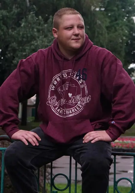 Тарас из Ковеля, ищу на сайте знакомства на одну ночь