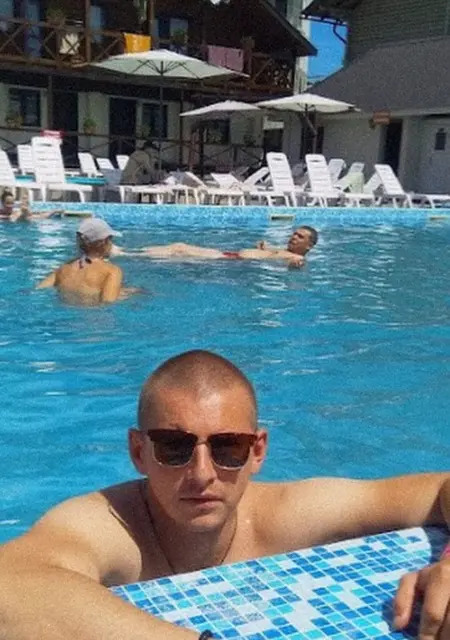 Я Lowwmee, 32, знакомлюсь для общения в Ужгороде