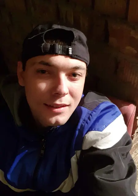 Eugen из Лиссабона, ищу на сайте постоянные отношения