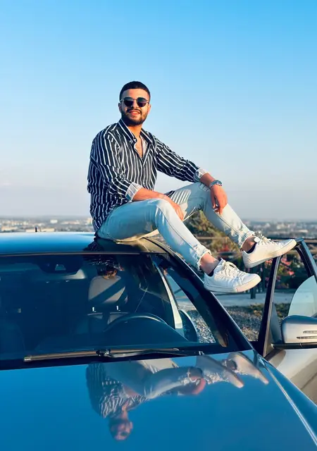 Ibrahim из Эль-Мансура, ищу на сайте дружбу