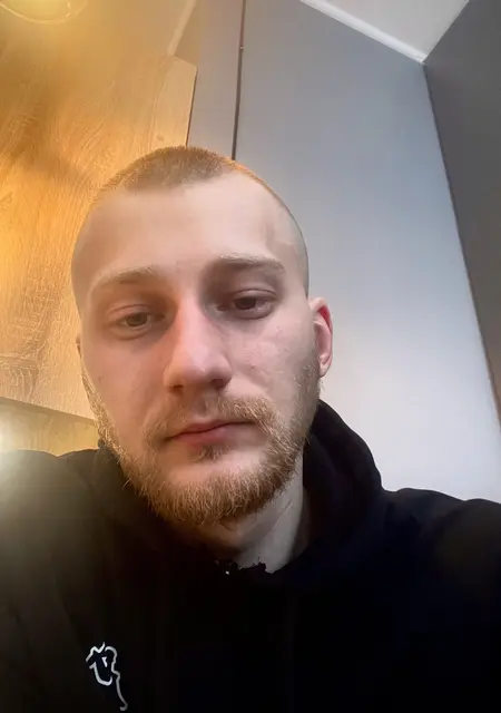 Vladyslav из Сум, мне 30, познакомлюсь для приятного времяпровождения