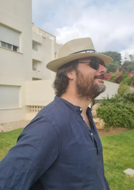 Я Jorge, 48, знакомлюсь без обязательств в Coin