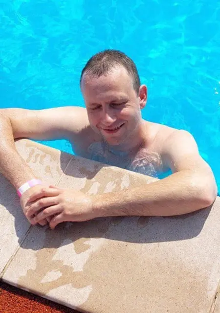 Петро из Балаклеи, мне 36, познакомлюсь для приятного времяпровождения