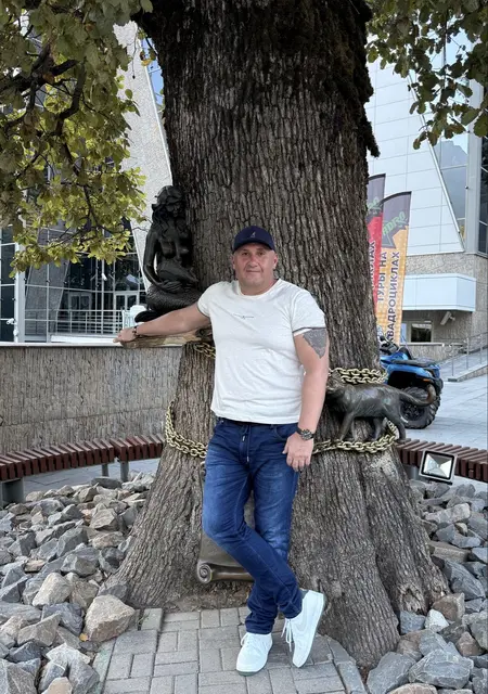 Я Олег, 51, знакомлюсь без обязательств в Франкфурте-на-майне