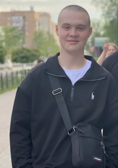 Я Тёма, 19, из Берлина, ищу знакомство для постоянных отношений
