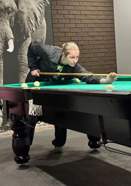 Я Olga, 19 років, знайомлюсь на одну ніч у Дніпрі