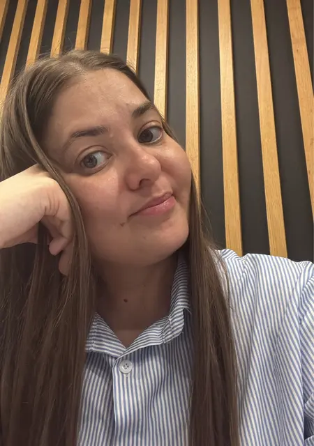 Я Алина, 40, из Амстердама, ищу знакомства без обязательств