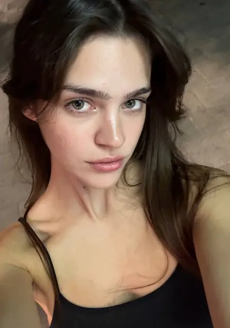 Я Елизавета, 25, знакомлюсь без обязательств в Астане