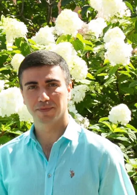 Ero из Еревана, ищу на сайте знакомства на одну ночь