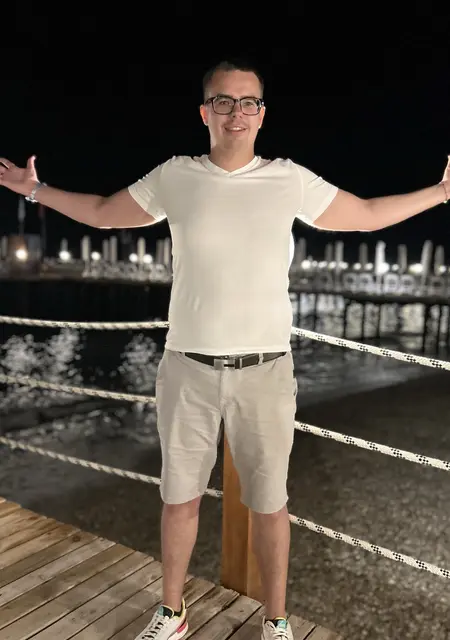 Я Дмитрий, 30, из Хельсинки, ищу знакомство для общения