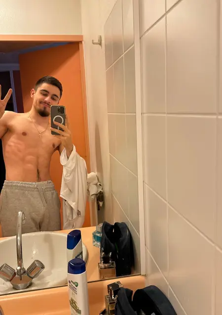 Gender з Рівного, шукаю на сайті знайомства на одну ніч