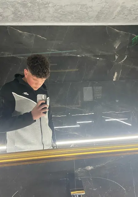 Toader из Васлуй, ищу на сайте знакомства на одну ночь