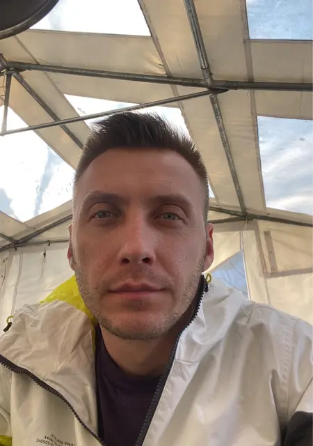 Богдан из Гданьска, ищу на сайте знакомства на одну ночь