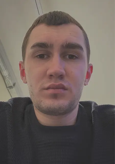 Никита из Чернигова, ищу на сайте знакомства на одну ночь