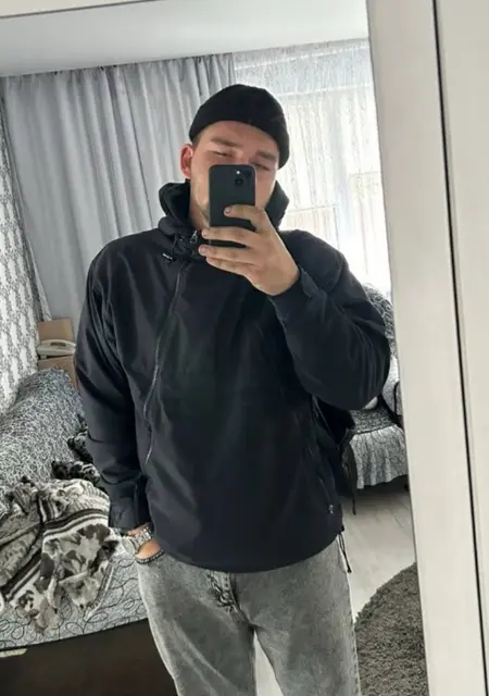 Я Олежа, 20, знакомлюсь для постоянных отношений в Минске