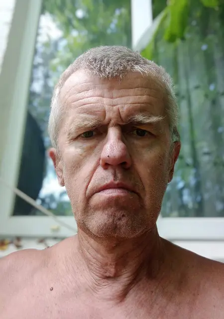Я Aleks, 62, из Донецка, ищу знакомства без обязательств