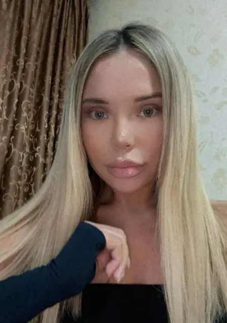 Я Moderated, 21, из Луганска, ищу знакомства на одну ночь