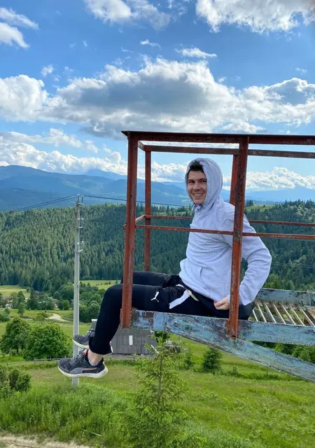 Александр из Никополя, мне 31, познакомлюсь без обязательств