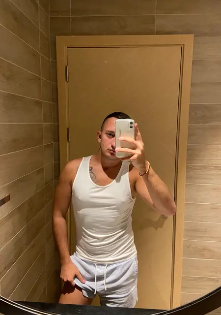 Я Mark, 28, знакомлюсь без обязательств в Бангкоке