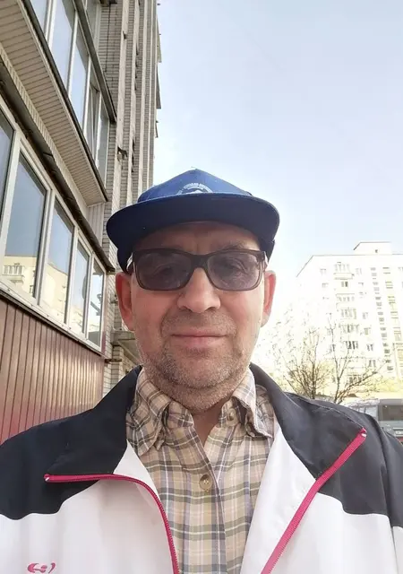 Олександр Базюченк из Фастова, ищу на сайте постоянные отношения