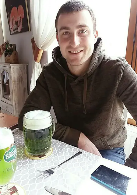 Я Vadim, 26, из Чугуева, ищу знакомства на одну ночь