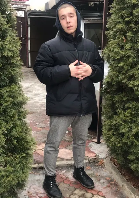 Я Pavel, 25 років, знайомлюсь для постійних стосунків у Луганську