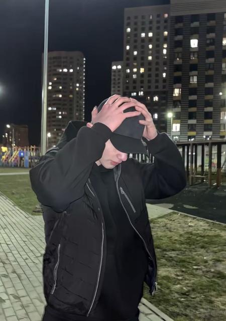 Айдос из Актау, мне 19, познакомлюсь на одну ночь