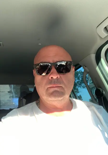 Vadim з Чернівців, шукаю на сайті постійні стосунки