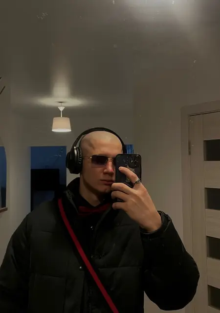 Дядя Роман из Ковеля, мне 24, познакомлюсь на одну ночь