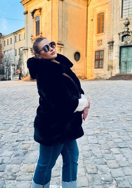 Я Аня, 26 років, знайомлюсь для вірт у Львові