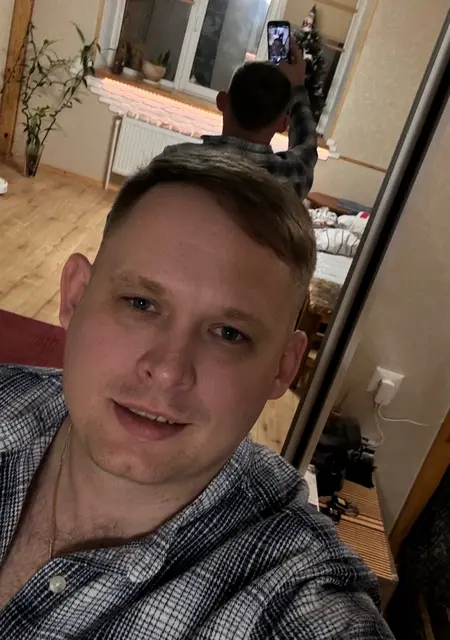 Руслан из Черкасс, мне 35, познакомлюсь без обязательств