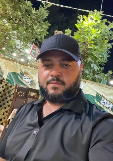 Elik из Баку, ищу на сайте знакомства без обязательств