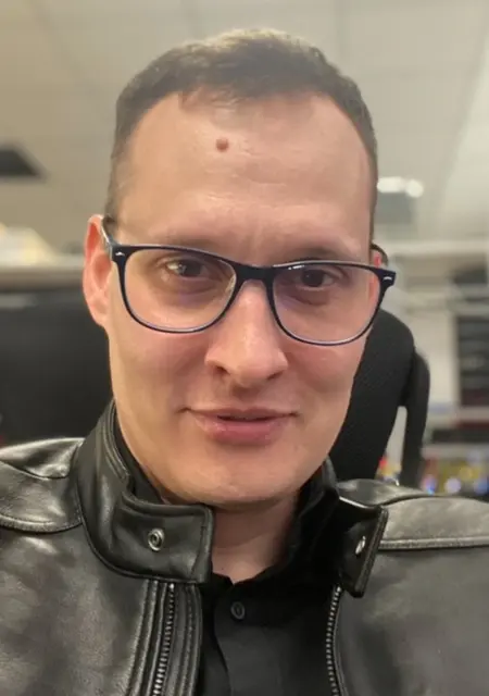 Я Daniel, 36, из Киева, ищу знакомства на одну ночь