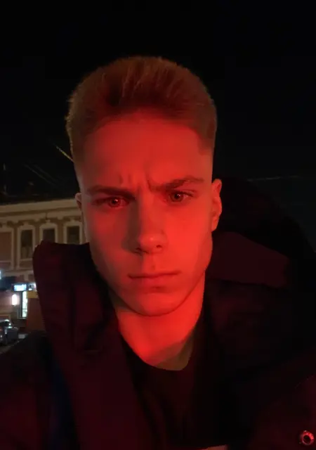 Я Роман, 24, из Луганска, ищу знакомства без обязательств