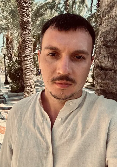 Vova из Варшавы, мне 32, познакомлюсь на одну ночь