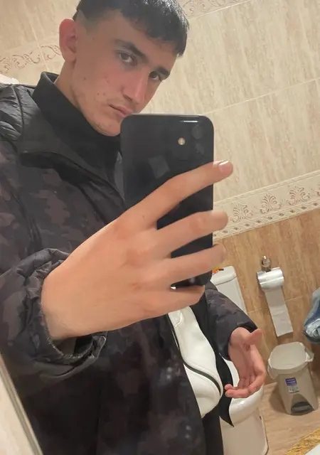 Soy Alex Perez, 20 años, conociéndome para hacer nuevos amigos en El Astillero