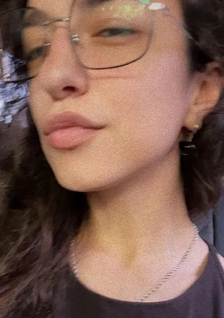 Я Диана, 30, из Вены, ищу знакомство для приятного времяпровождения